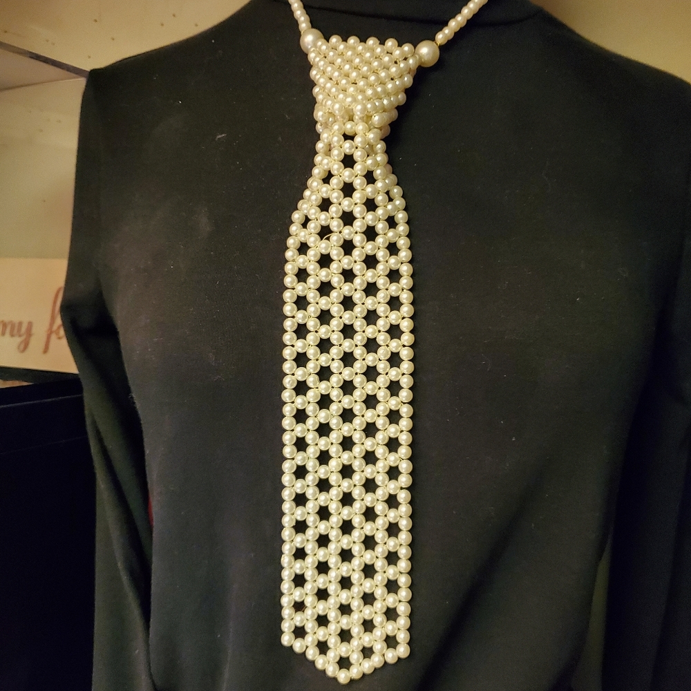 Woman's beaded neck tie